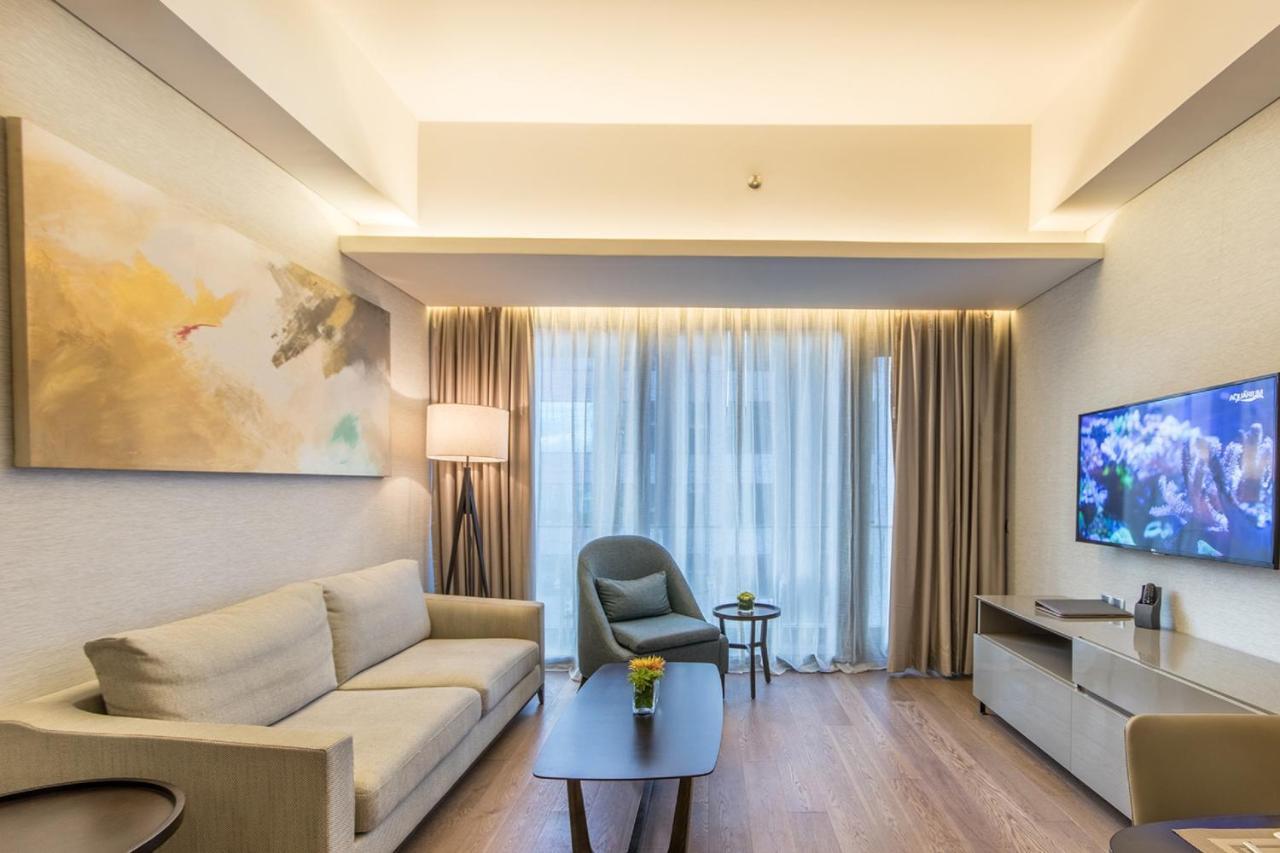 I'M Hotel - Multiple Use Hotel Makati City Exterior foto Living room